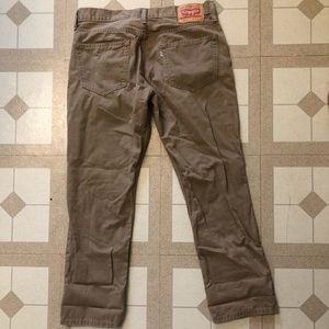 Light brown straight legged Levi’s 511